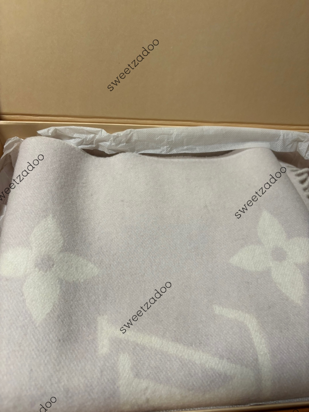 루이비통스카프