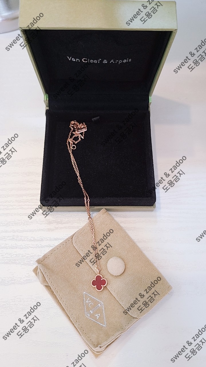 반클리프목걸이