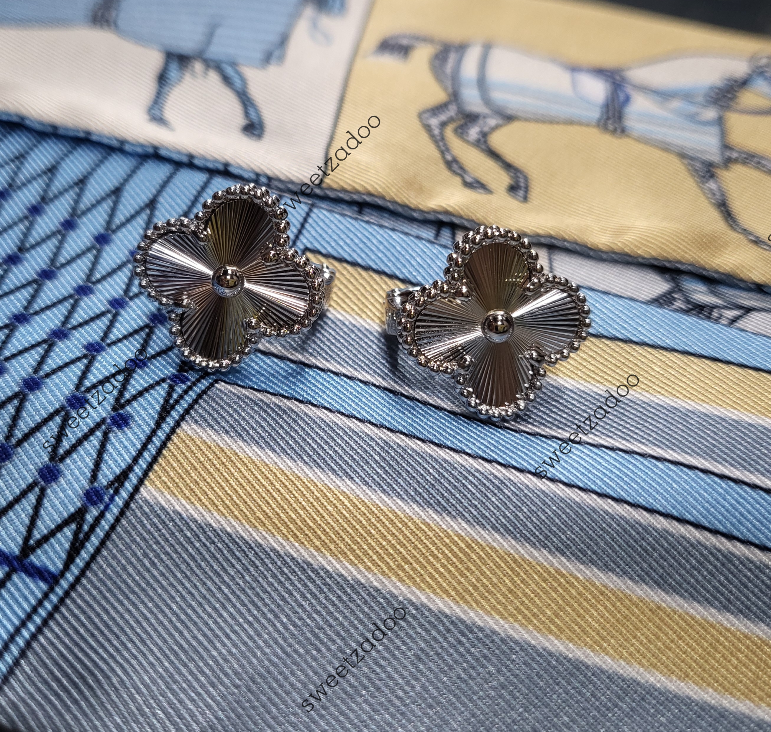 반클리프귀걸이